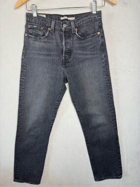 Levi's Women's  Wedgie Straight Black Ankle Crop Jeans size 25